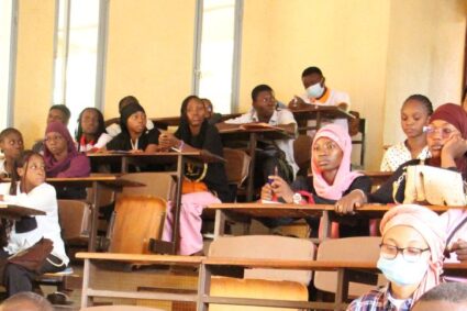 Biologie médicale : l’AEBM de l’USTA tienne la 3e édition de sa Journée d’Orientation